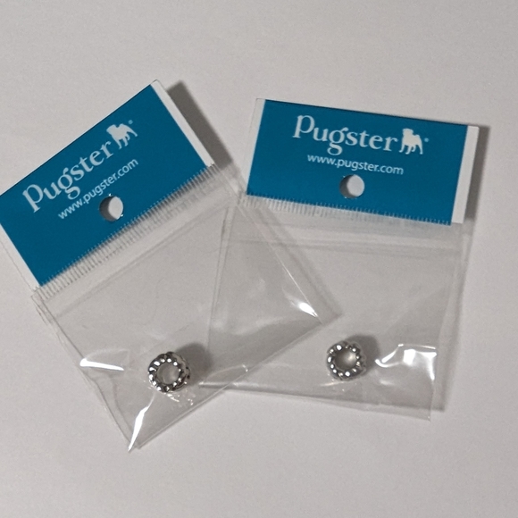 2 Pugster charms. NWT Silvertone Chain design - Picture 4 of 4